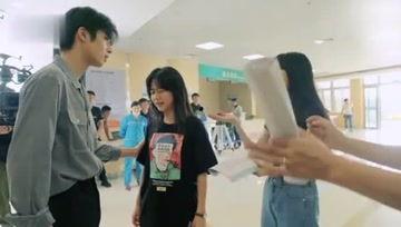 娱乐吃瓜记者是什么,幕后真相与八卦风云